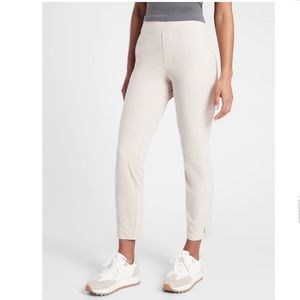 Athleta Brooklyn Ankle Pant Abalone Gray Size 6 Featherweight Stretch Quick Dry